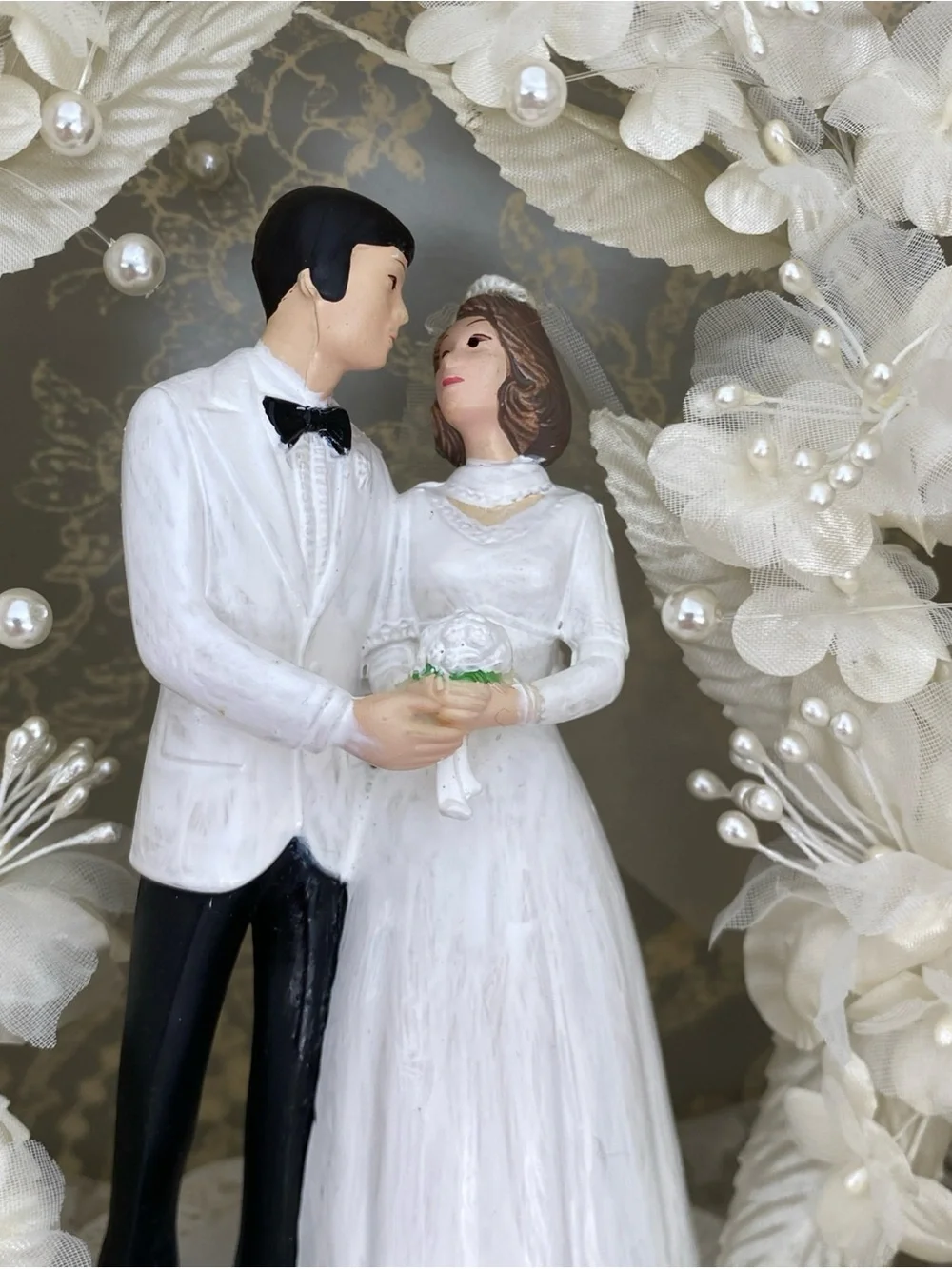 Vintage Wilton White and Black Bride & Groom Wedding Cake Topper